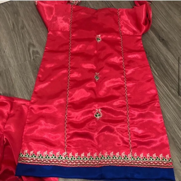 🆕NEW| Girls Fuchsia Satin Kurtas Suit - Picture 3 of 10